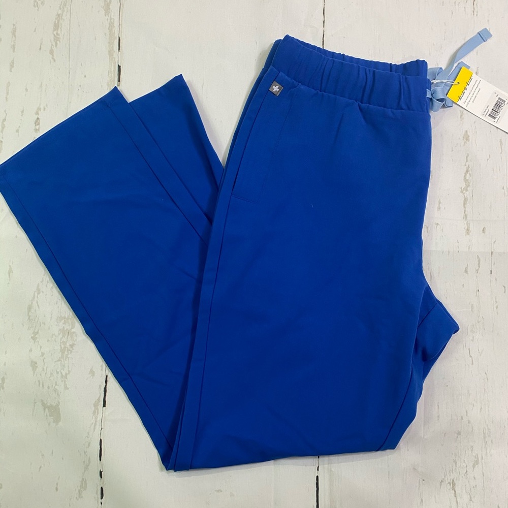 NWT figs blue Tonota scrub pants